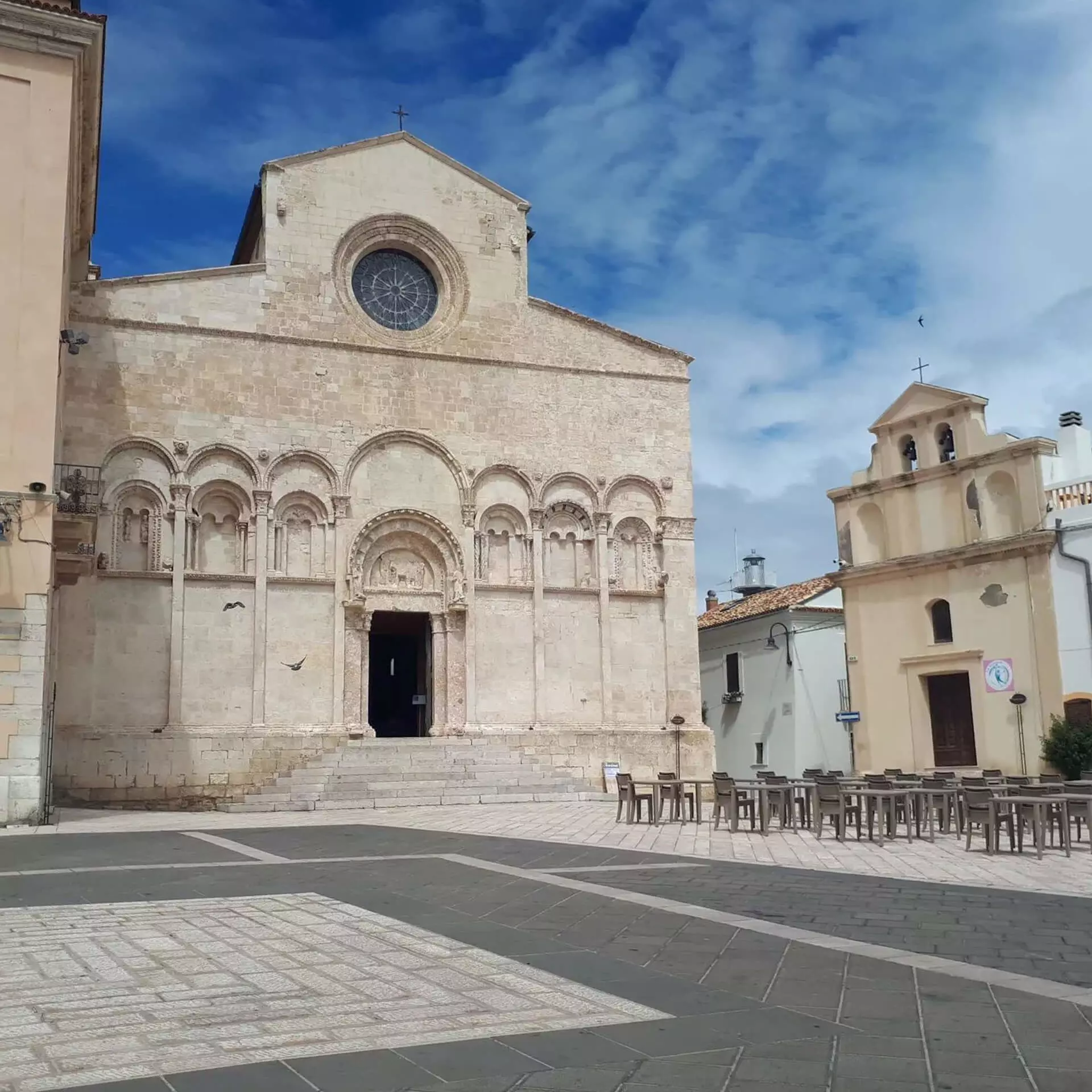 Paese Vecchio Cattedrale piazz Duomo Termoli Bnb Casa Vacanze Suite Appartamenti